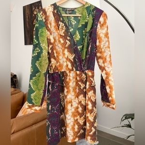 Charlie Jade Colourful Snakeprint Long Sleeve Silk Dress w/Belt